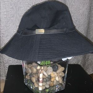 Nine West. Sun Safe Hat